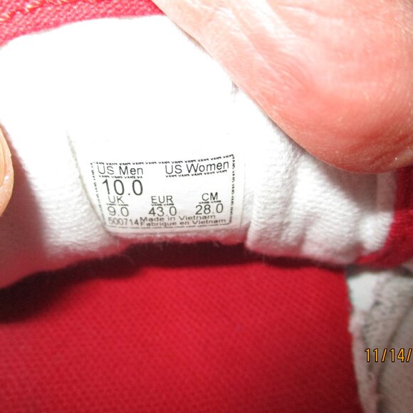 Vans Old Skool Sneakers - Picture 11 of 13